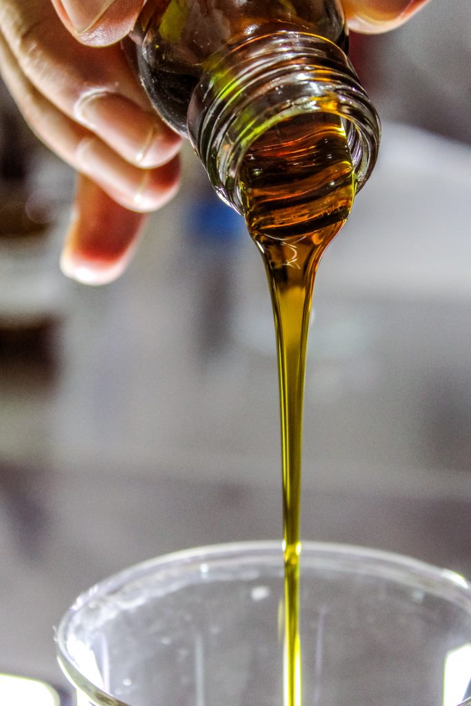 extraction huile essentielle